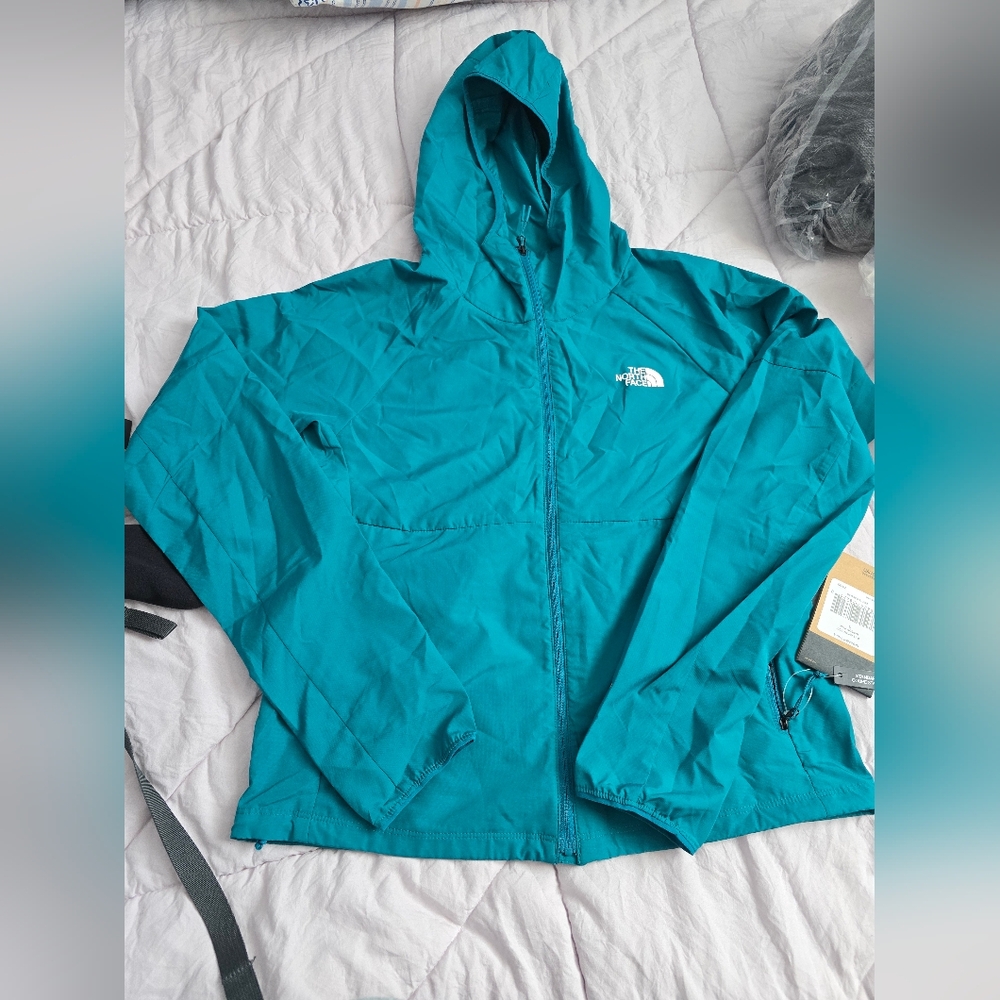The North Face Womens Light Weight Jacket